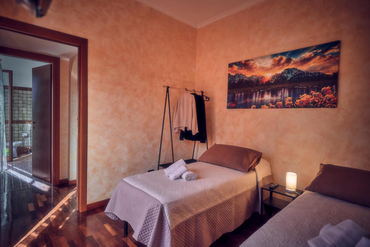 Travelershome Ciampino Suite Exteriör bild