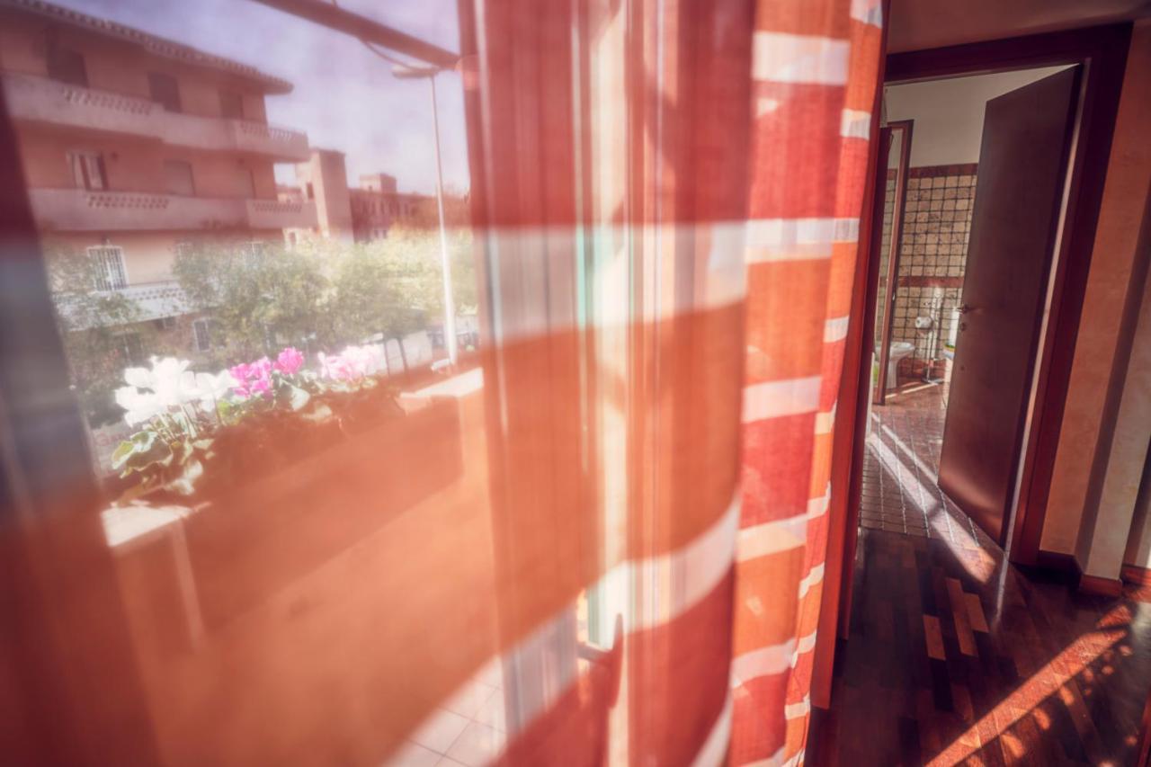 Travelershome Ciampino Suite Exteriör bild