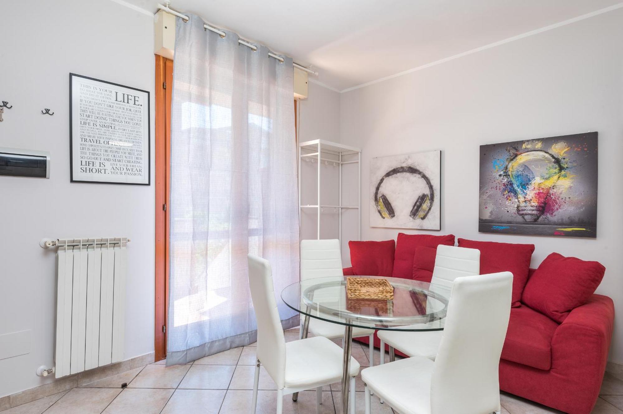 Travelershome Ciampino Suite Exteriör bild