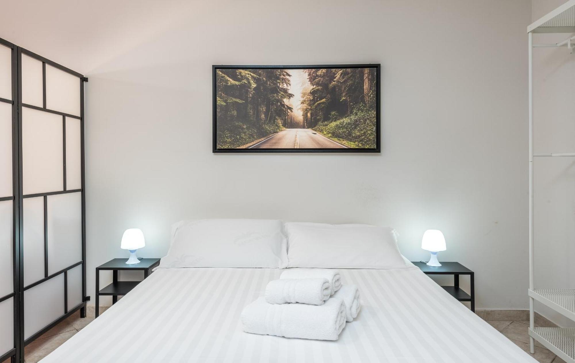 Travelershome Ciampino Suite Exteriör bild
